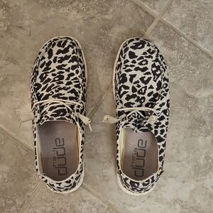 Hey Dude Black and Cheetah Print Shoes